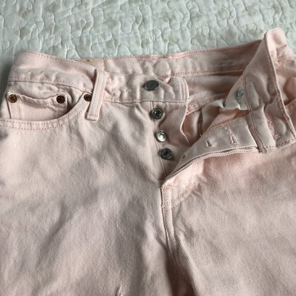 Light Pink Levi's - Picture 5 of 8